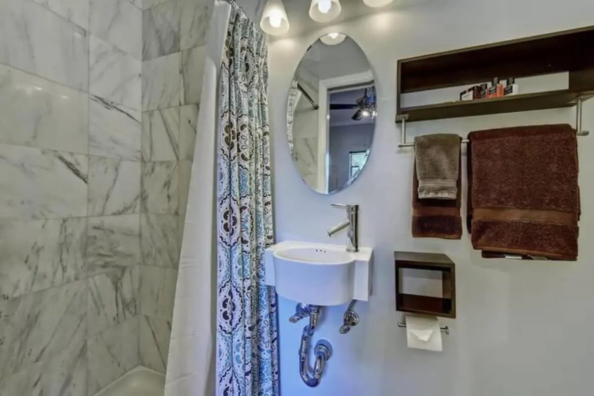 Elegant 2Br With Covered Patio تشارلوت بيت للعطل